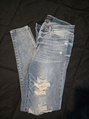 Judy Blue Light Blue Distressed Skinny Jeans